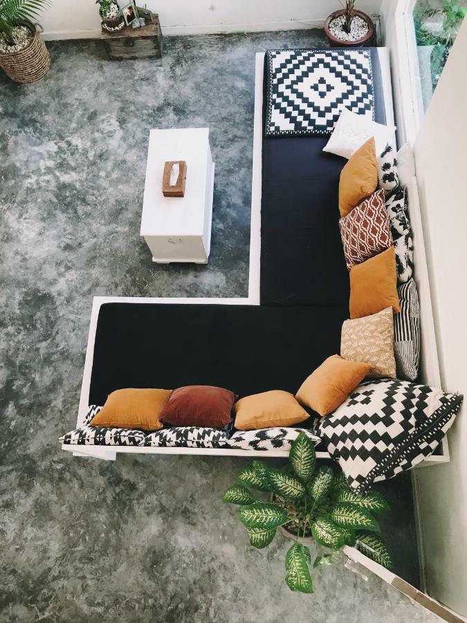 Family Villa กีลีตราวางัน ภายนอก รูปภาพ